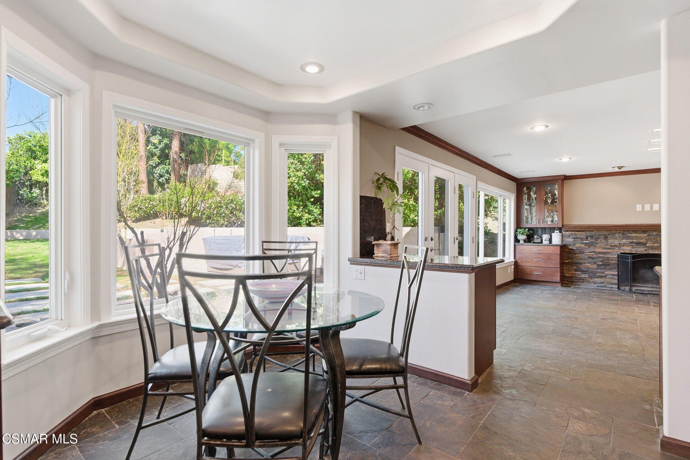 18525 Entrada Court Porter Ranch, CA 91326 - Photo 18 of 72 018_18525_entrada_court_00018_763