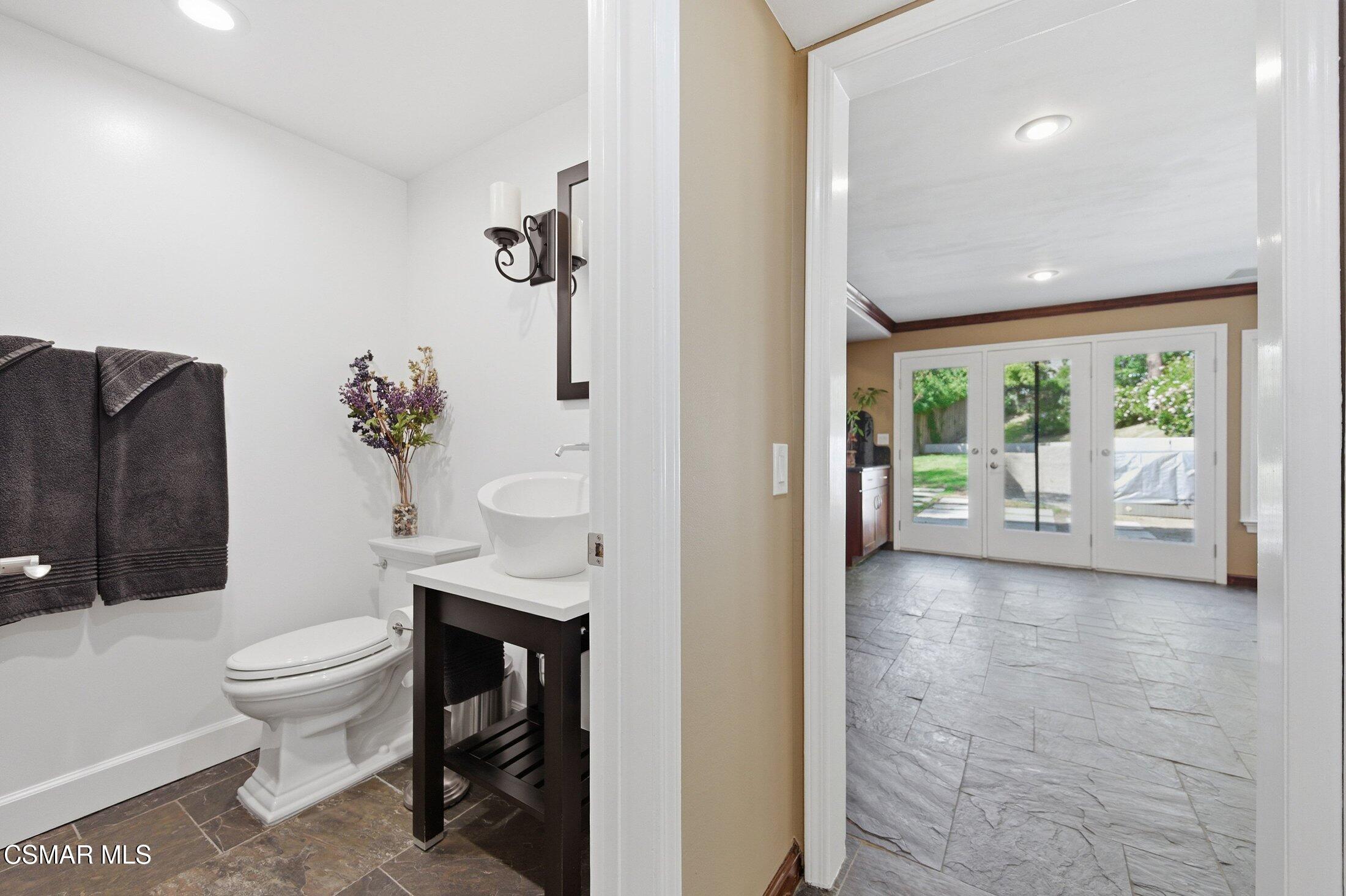 18525 Entrada Court Porter Ranch, CA 91326 - Photo 49 of 72 053_18525_entrada_court_00053_897