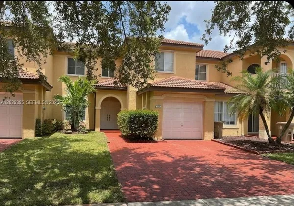 $470,000 | 223 Maple Terrace, Davie, FL 33325