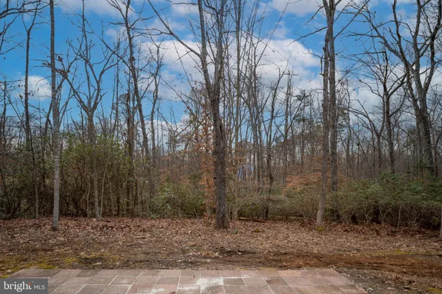 $899,999 | 8200 Howard Trail, Fredericksburg, VA 22407