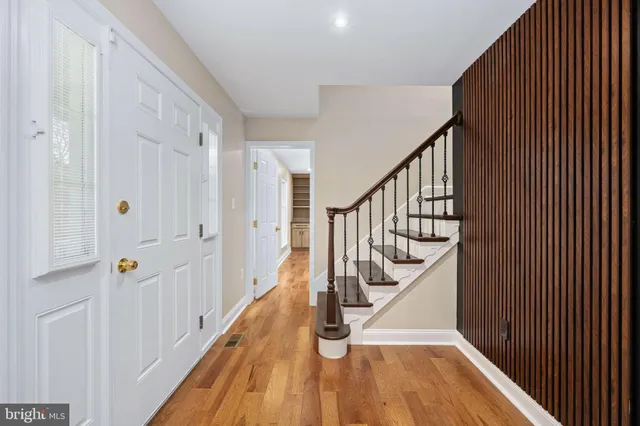 $899,999 | 8200 Howard Trail, Fredericksburg, VA 22407