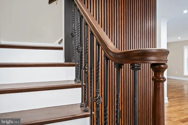 $899,999 | 8200 Howard Trail, Fredericksburg, VA 22407