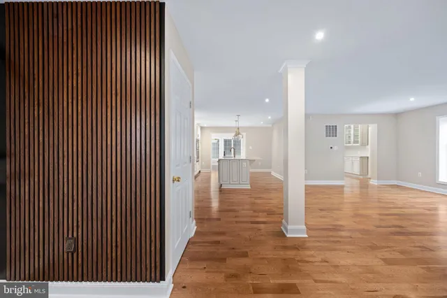 $899,999 | 8200 Howard Trail, Fredericksburg, VA 22407