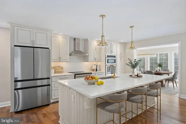 $899,999 | 8200 Howard Trail, Fredericksburg, VA 22407