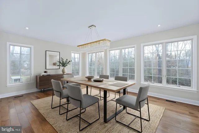 $899,999 | 8200 Howard Trail, Fredericksburg, VA 22407