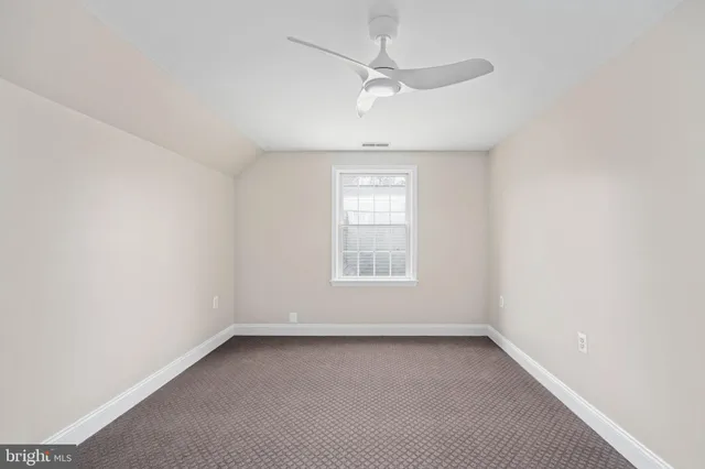 $899,999 | 8200 Howard Trail, Fredericksburg, VA 22407