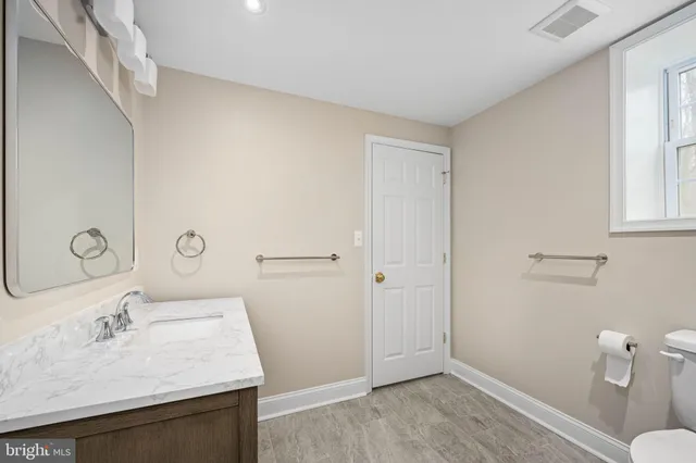 $899,999 | 8200 Howard Trail, Fredericksburg, VA 22407