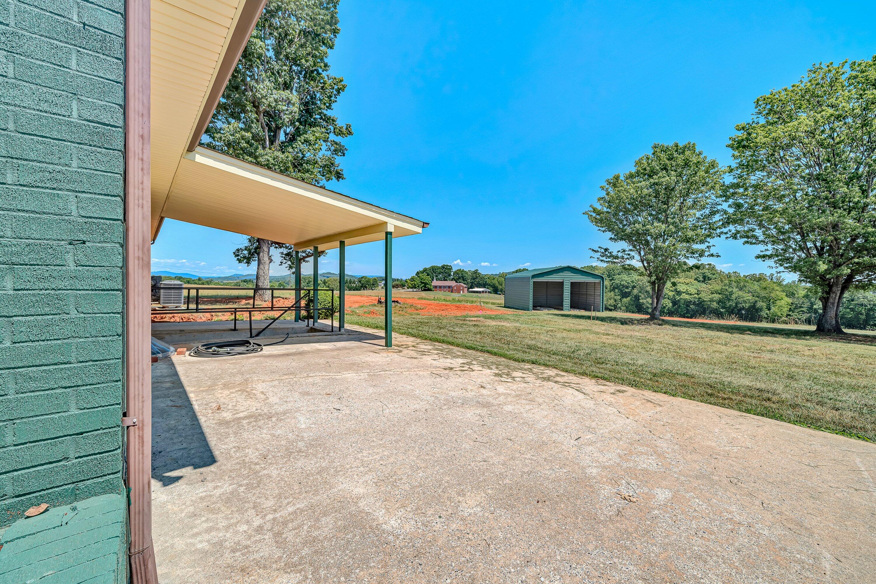 1084 Altice Road Moneta, VA 24121 - Photo 32 of 45 pic 32