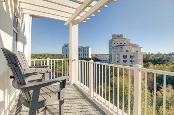 $310,000 | 9800 Grand Sandestin Boulevard, Unit 5715, Miramar Beach, FL 32550