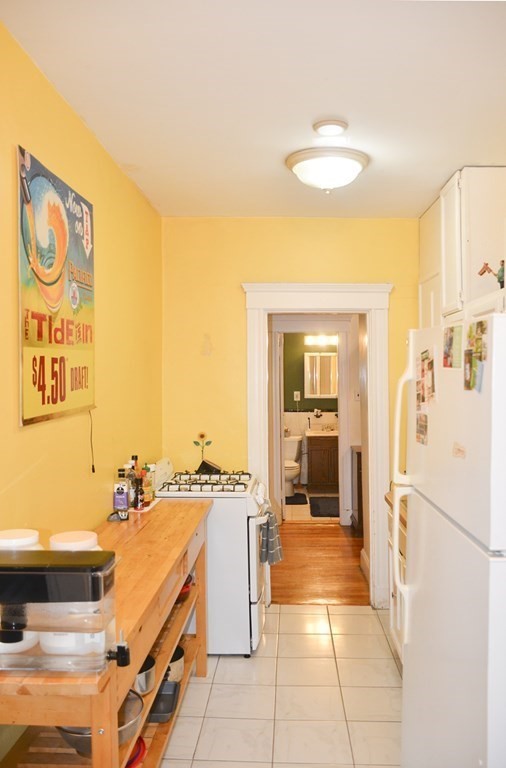 62 Queensberry Street, Unit 306 Boston, MA 02215 - Photo 5 of 20