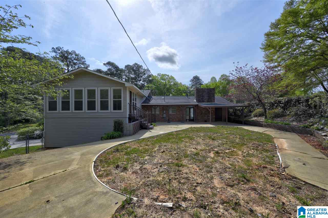 844 Cherokee Drive Sylacauga, AL 35150 - Photo 5 of 31
