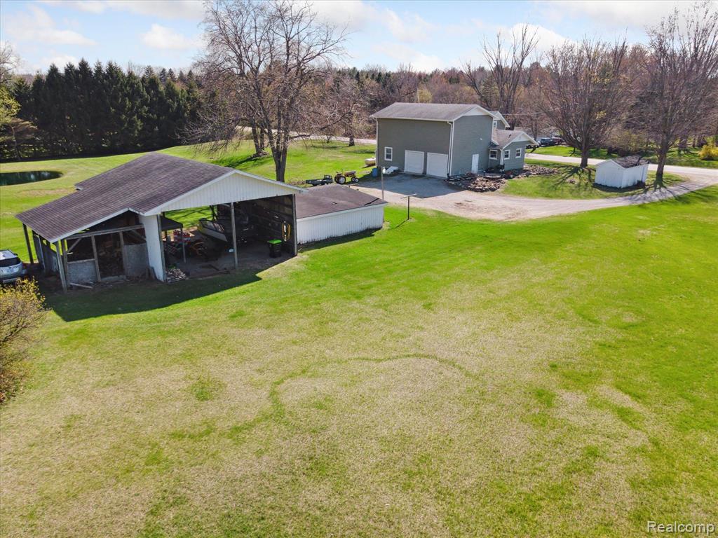 8023 Bray Road Vassar, MI 48768 - Photo 3 of 48