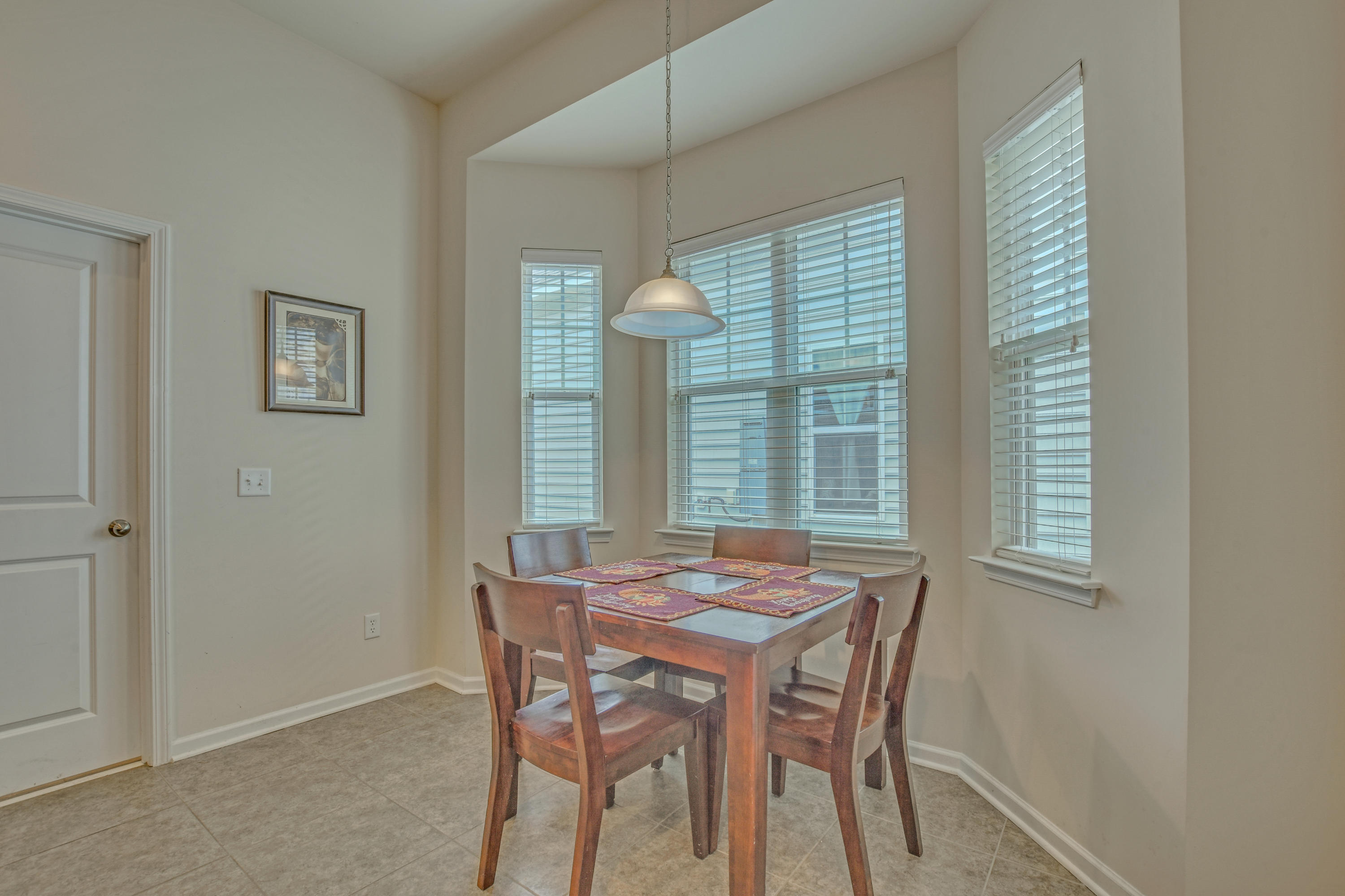330 Decatur Drive Summerville, SC 29486 - Photo 18 of 54 Eat In