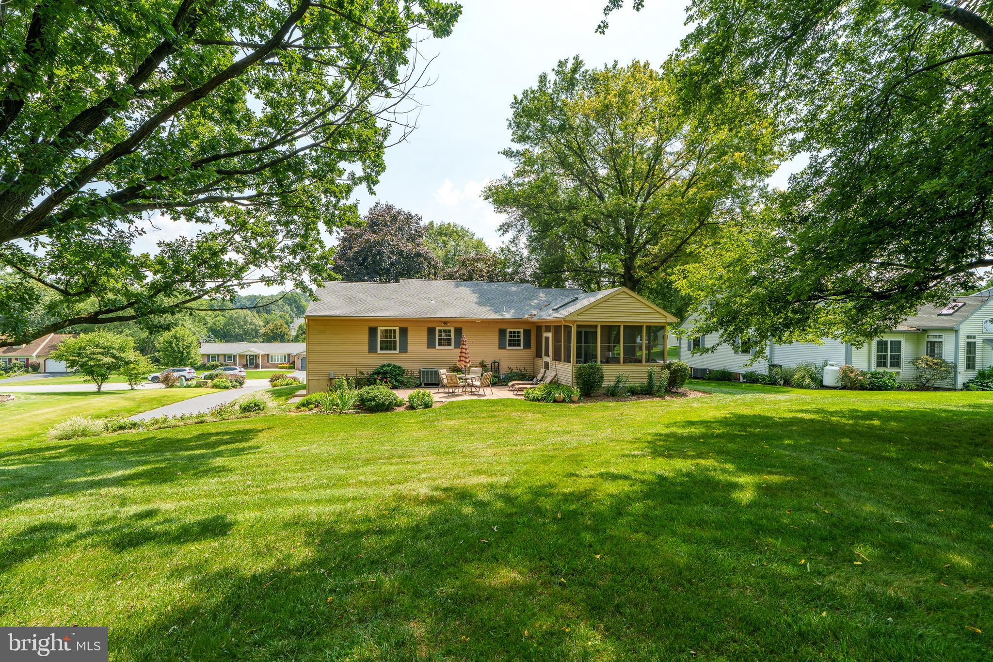 119 Pleasant View Drive Lititz, PA 17543 - Photo 6 of 49