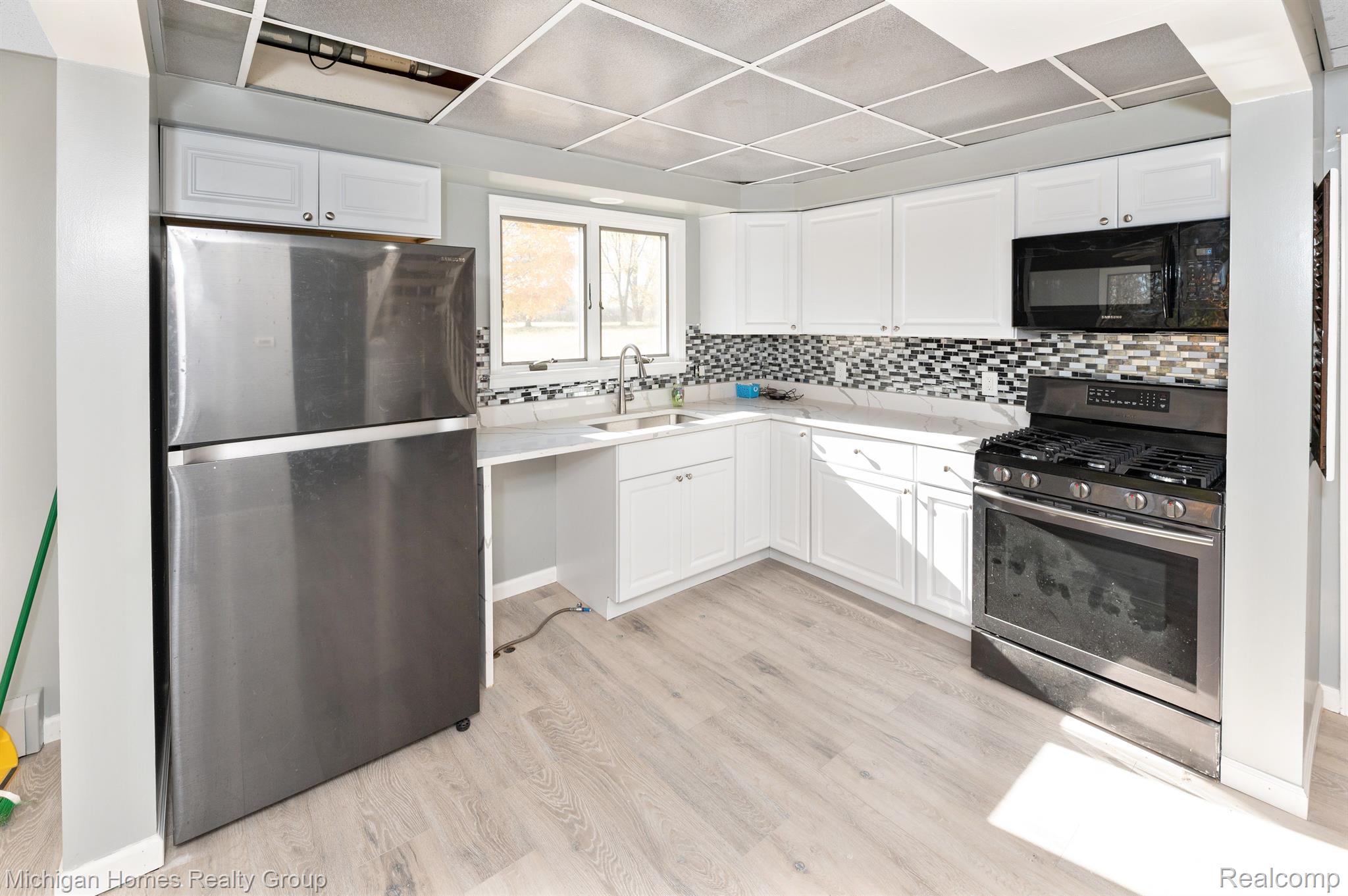4267 Lippincott Road Lapeer, MI 48446 - Photo 13 of 61 Gallery Image 13