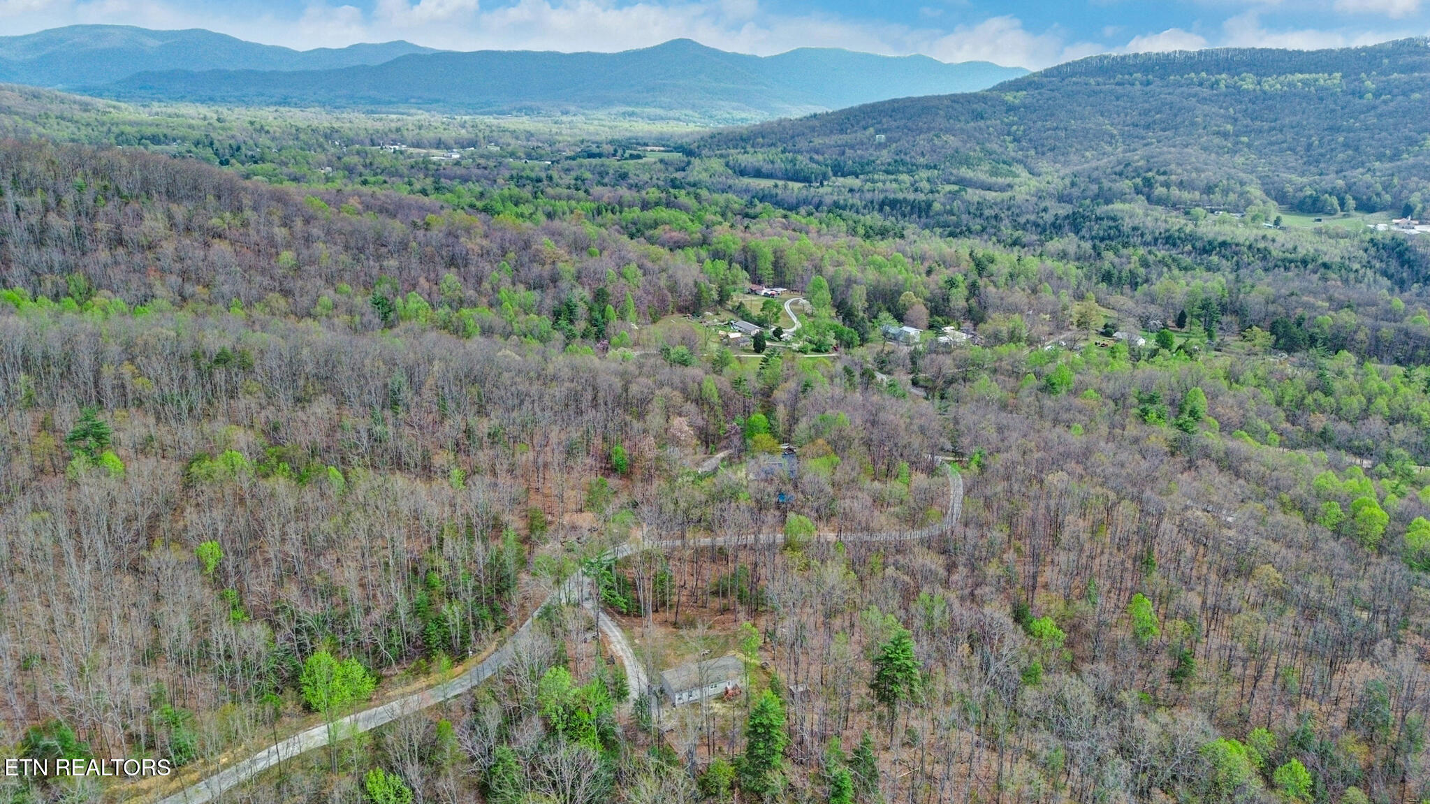 116 Grouse Ridge Road Harriman, TN 37748 - Photo 38 of 40 dji_0549-dji_0551