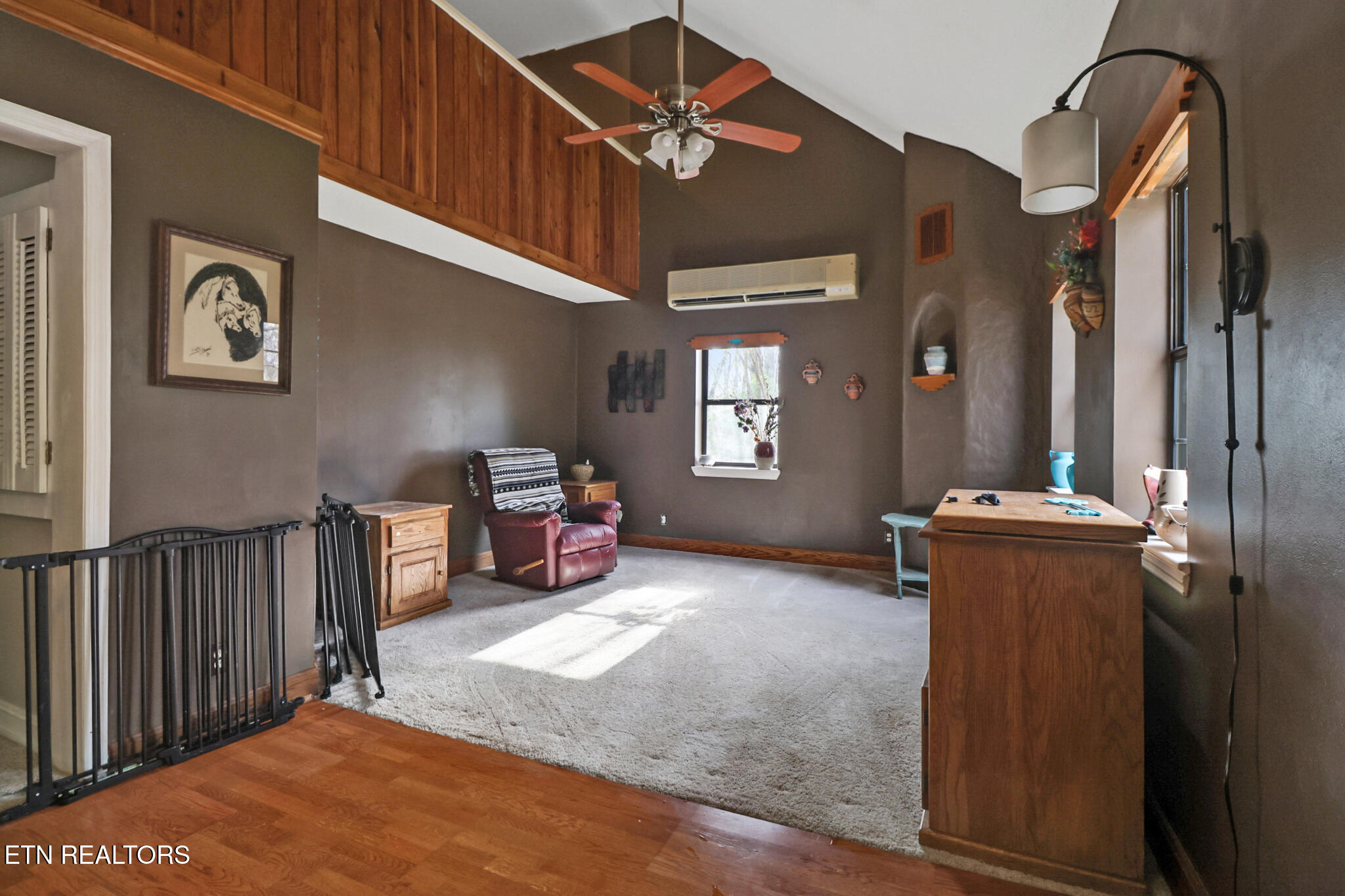 116 Grouse Ridge Road Harriman, TN 37748 - Photo 10 of 40 Living Room