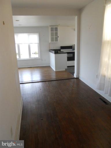 16178 Thomas Road Piney Point, MD 20674 - Photo 7 of 11 Interior (General)
