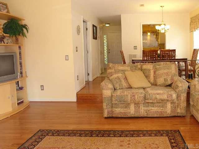 4301 Southwind Drive Raleigh, NC 27613 - Photo 9 of 12