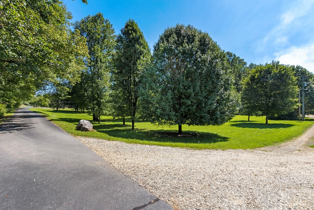 615 Little Ranger Road Murphy, NC 28906 - Photo 5 of 97