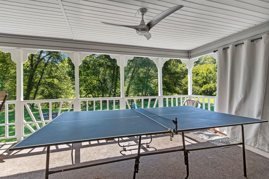 615 Little Ranger Road Murphy, NC 28906 - Photo 65 of 97 a view of a patio on the roof deck