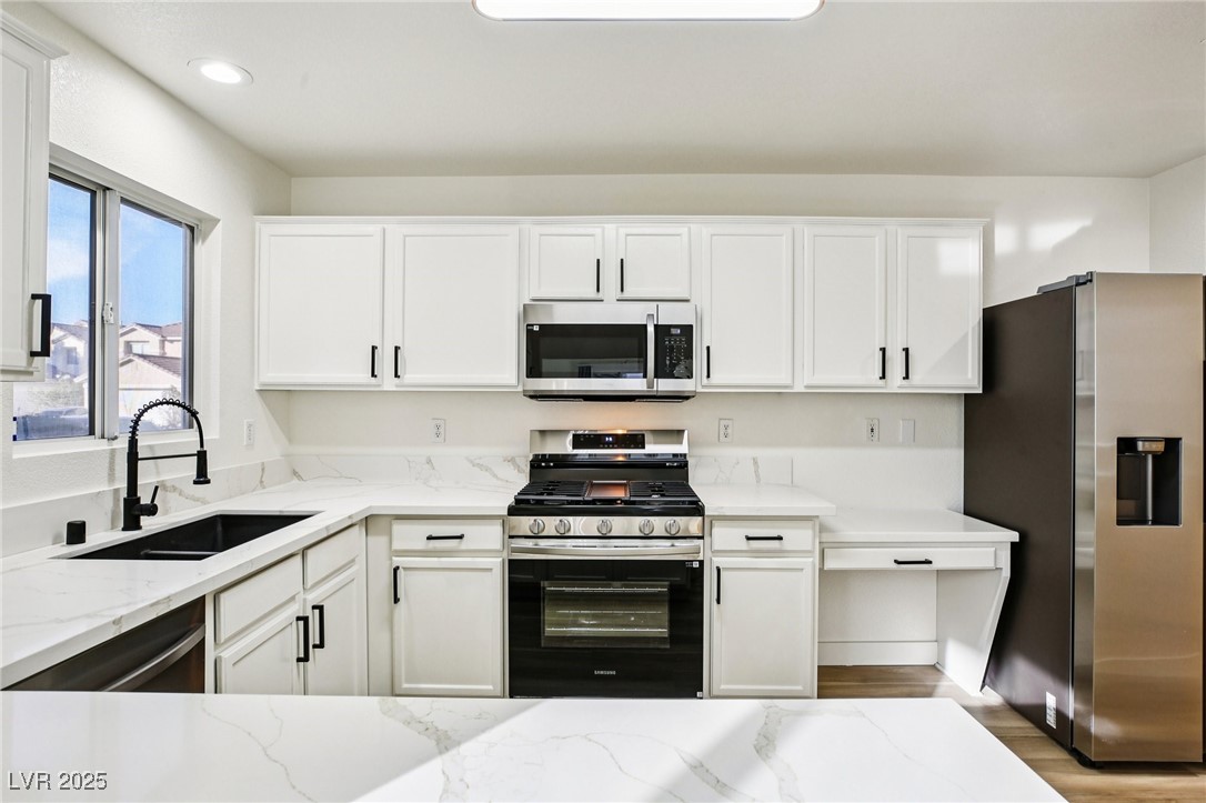 6027 Riflecrest Avenue Las Vegas, NV 89156 - Photo 12 of 32