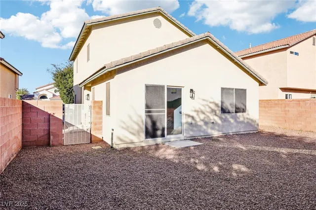 $1,900 | 6027 Riflecrest Avenue, Las Vegas, NV 89156