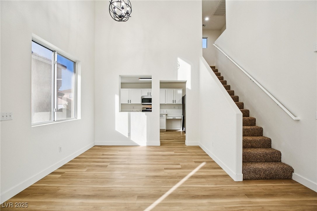 6027 Riflecrest Avenue Las Vegas, NV 89156 - Photo 7 of 32