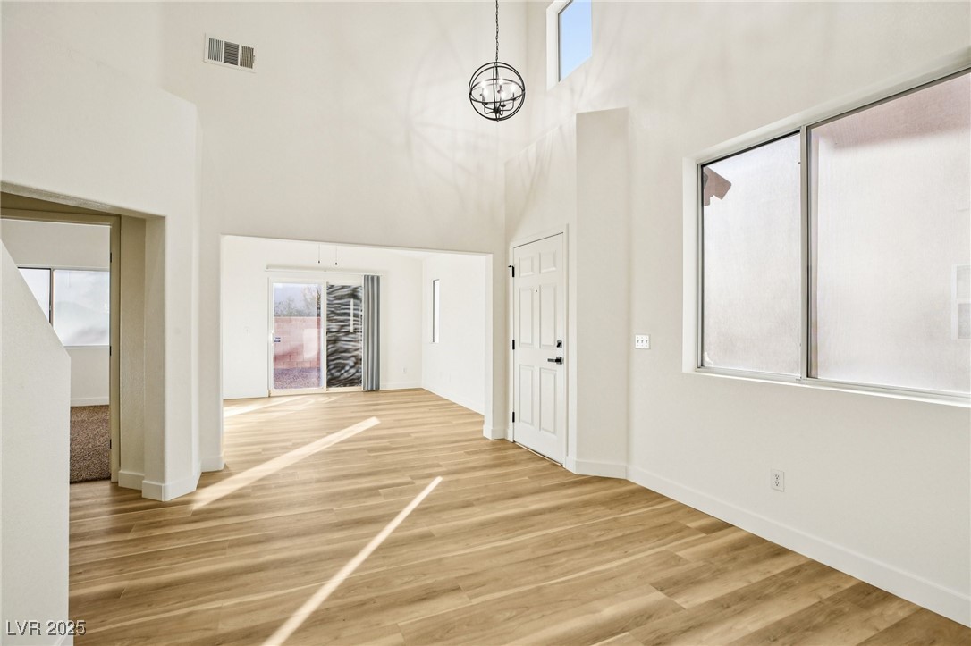 6027 Riflecrest Avenue Las Vegas, NV 89156 - Photo 9 of 32