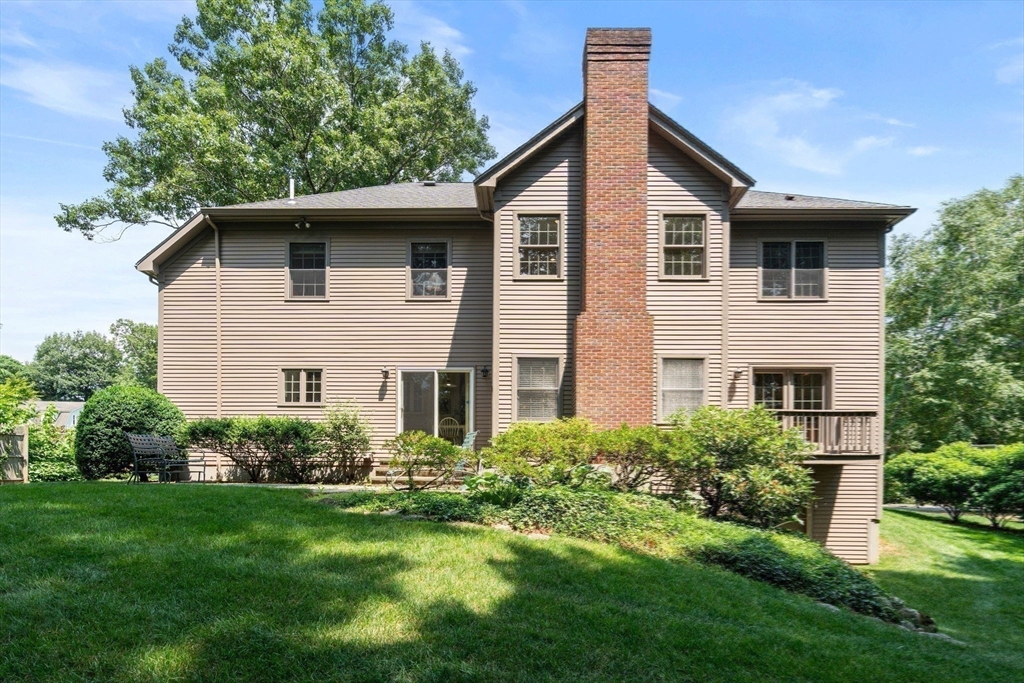 38 Upwey Road Wellesley, MA 02481 - Photo 33 of 40