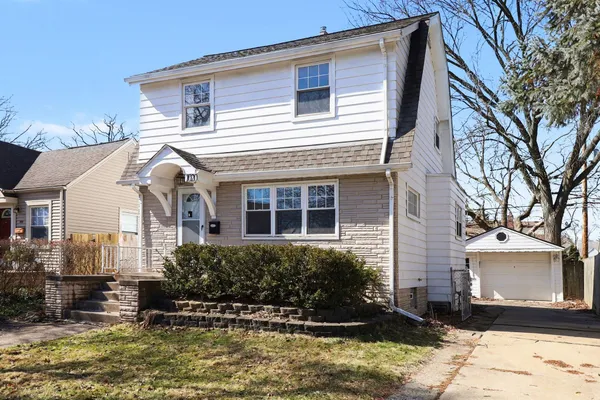 $325,000 | 1020 McLean Avenue, Royal Oak, MI 48067