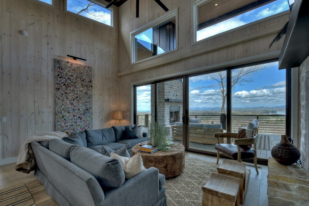 61 Ripshin Heights Lane Blue Ridge, GA 30513 - Photo 7 of 59