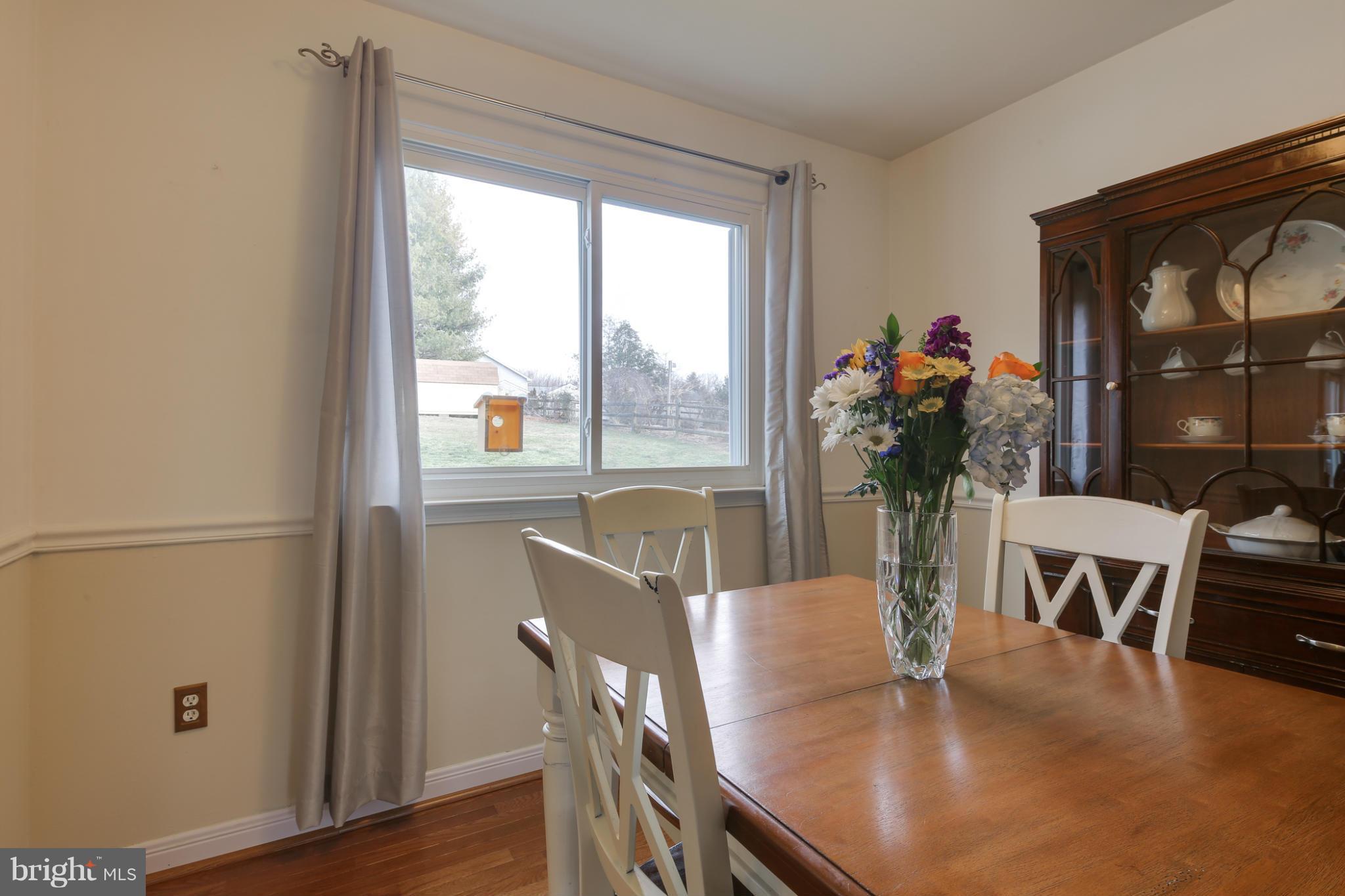10417 Carlyn Ridge Road Damascus, MD 20872 - Photo 15 of 30 Dining Room