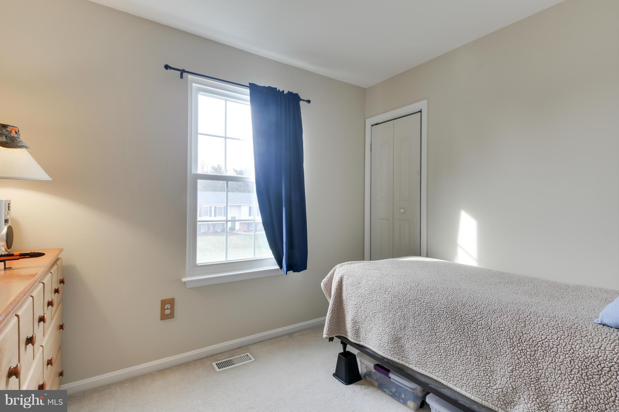 10417 Carlyn Ridge Road Damascus, MD 20872 - Photo 22 of 30 Bedroom