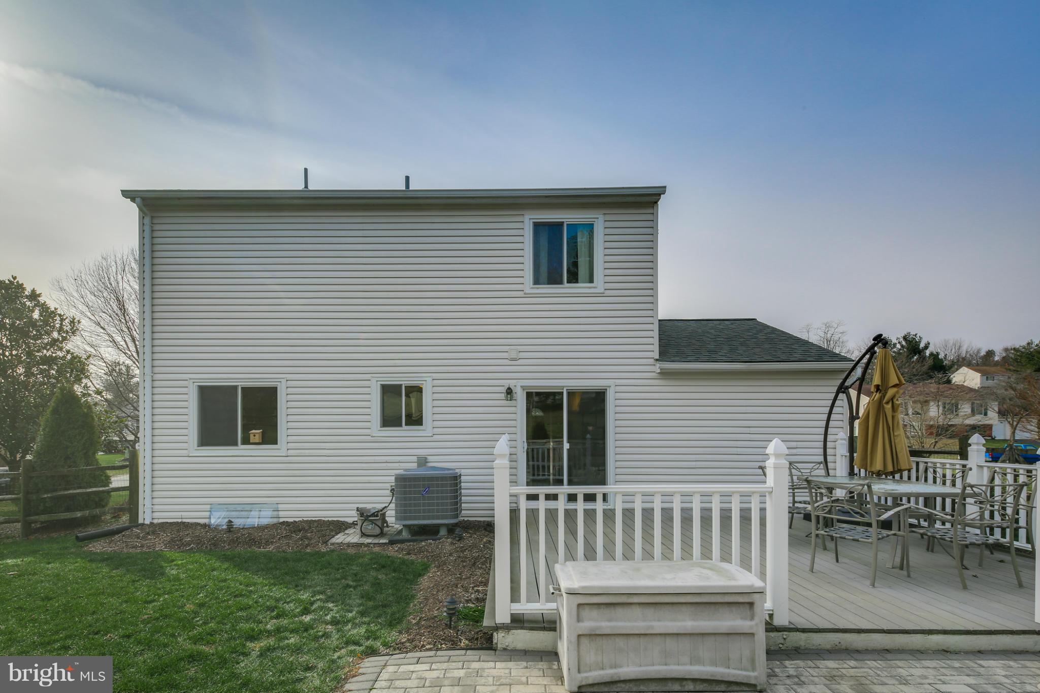 10417 Carlyn Ridge Road Damascus, MD 20872 - Photo 27 of 30 Exterior (Rear)