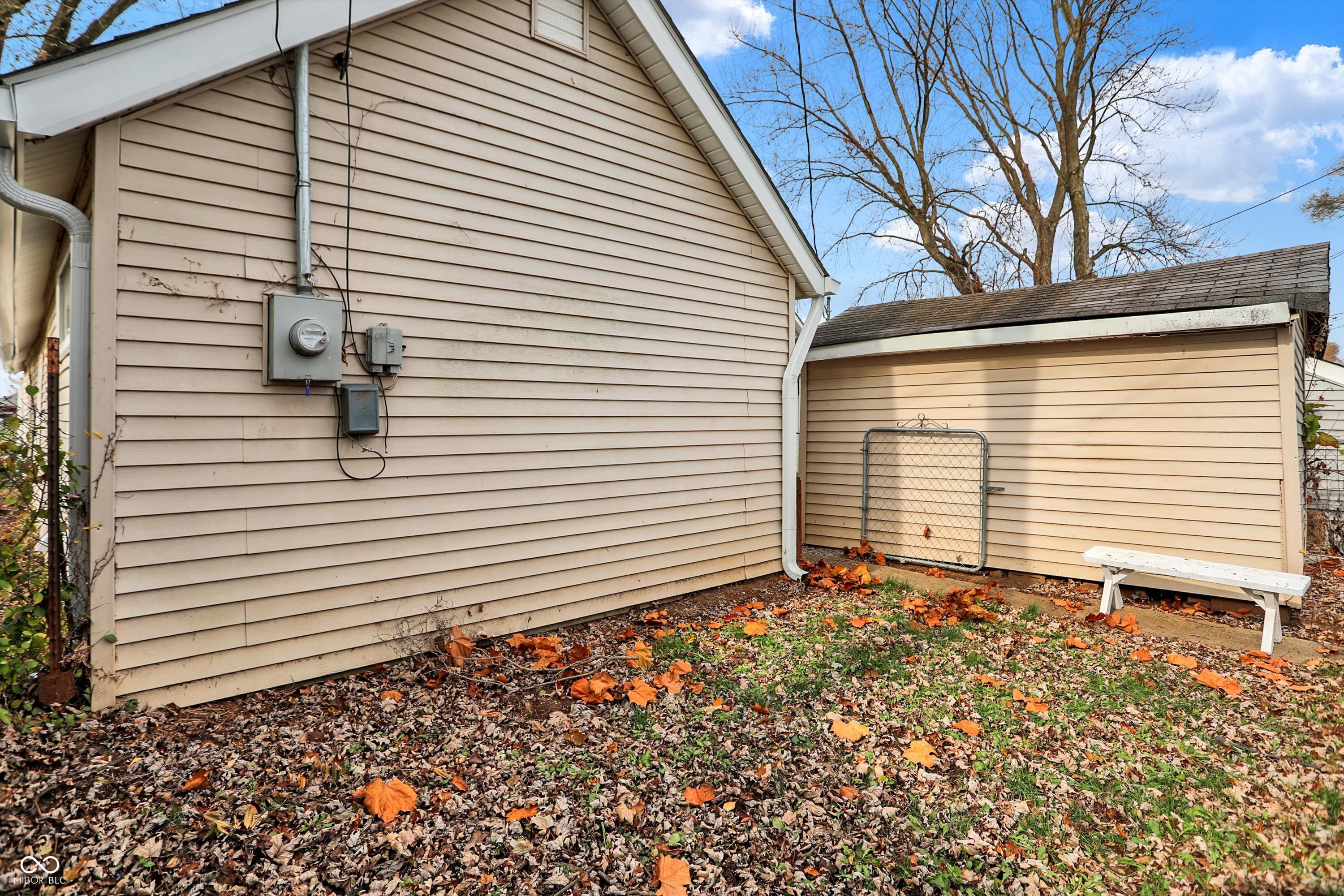 355 McClure Road Columbus, IN 47201 - Photo 28 of 30