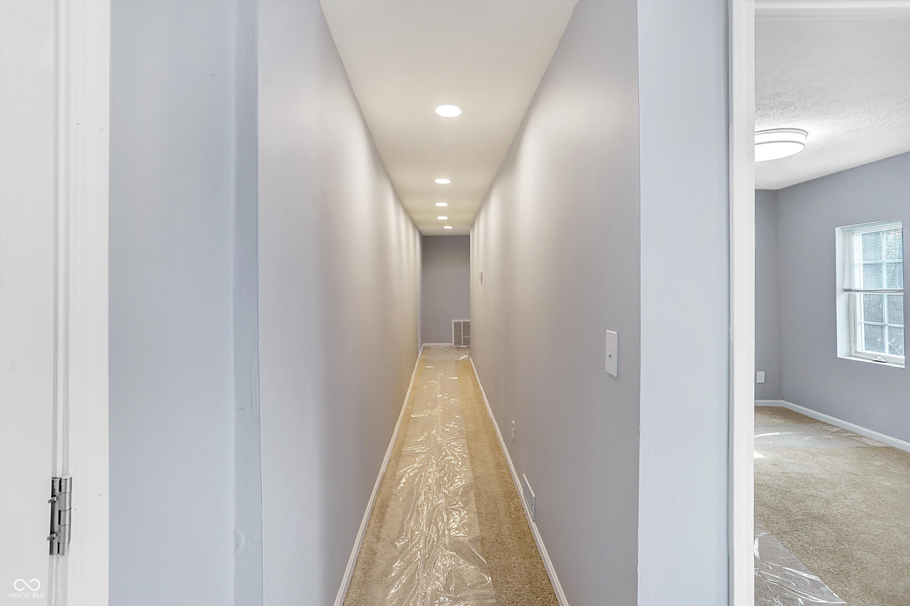 355 McClure Road Columbus, IN 47201 - Photo 7 of 30