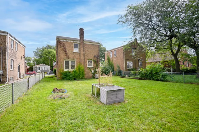 $158,995 | 14322 South Wentworth Avenue, Riverdale, IL 60827