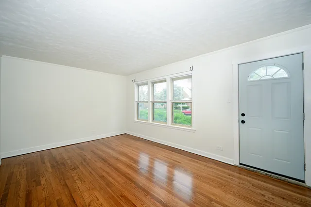 $158,995 | 14322 South Wentworth Avenue, Riverdale, IL 60827