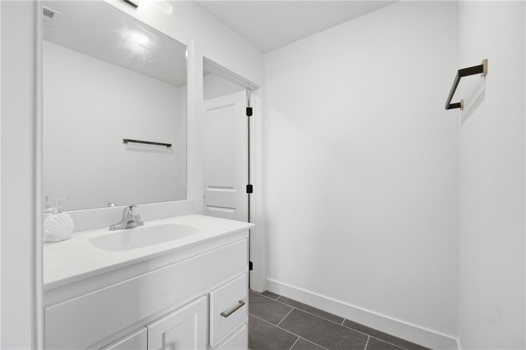 18833 Bittersweet Dr Spring Hill Spring Hill, KS 66083 - Photo 36 of 50