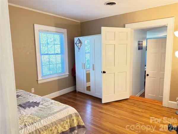 $245,900 | 316 Sharon Avenue Northwest, Lenoir, NC 28645