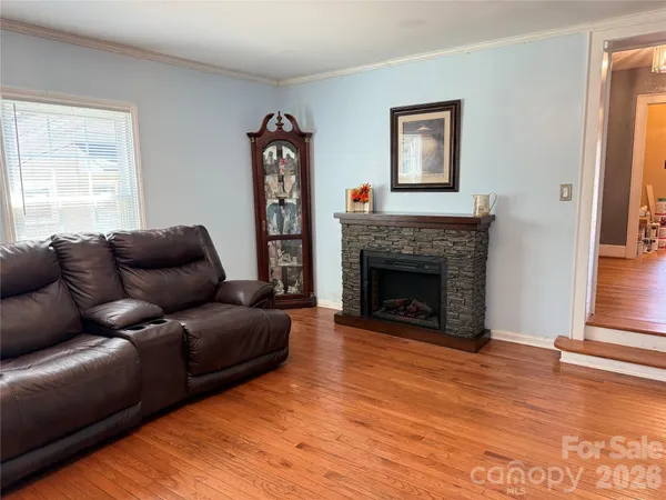 $245,900 | 316 Sharon Avenue Northwest, Lenoir, NC 28645