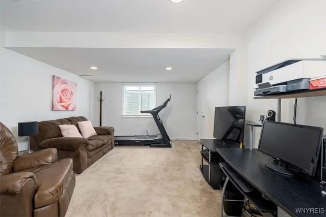 $399,900 | 694 Pleasant View Drive, Lancaster, NY 14086