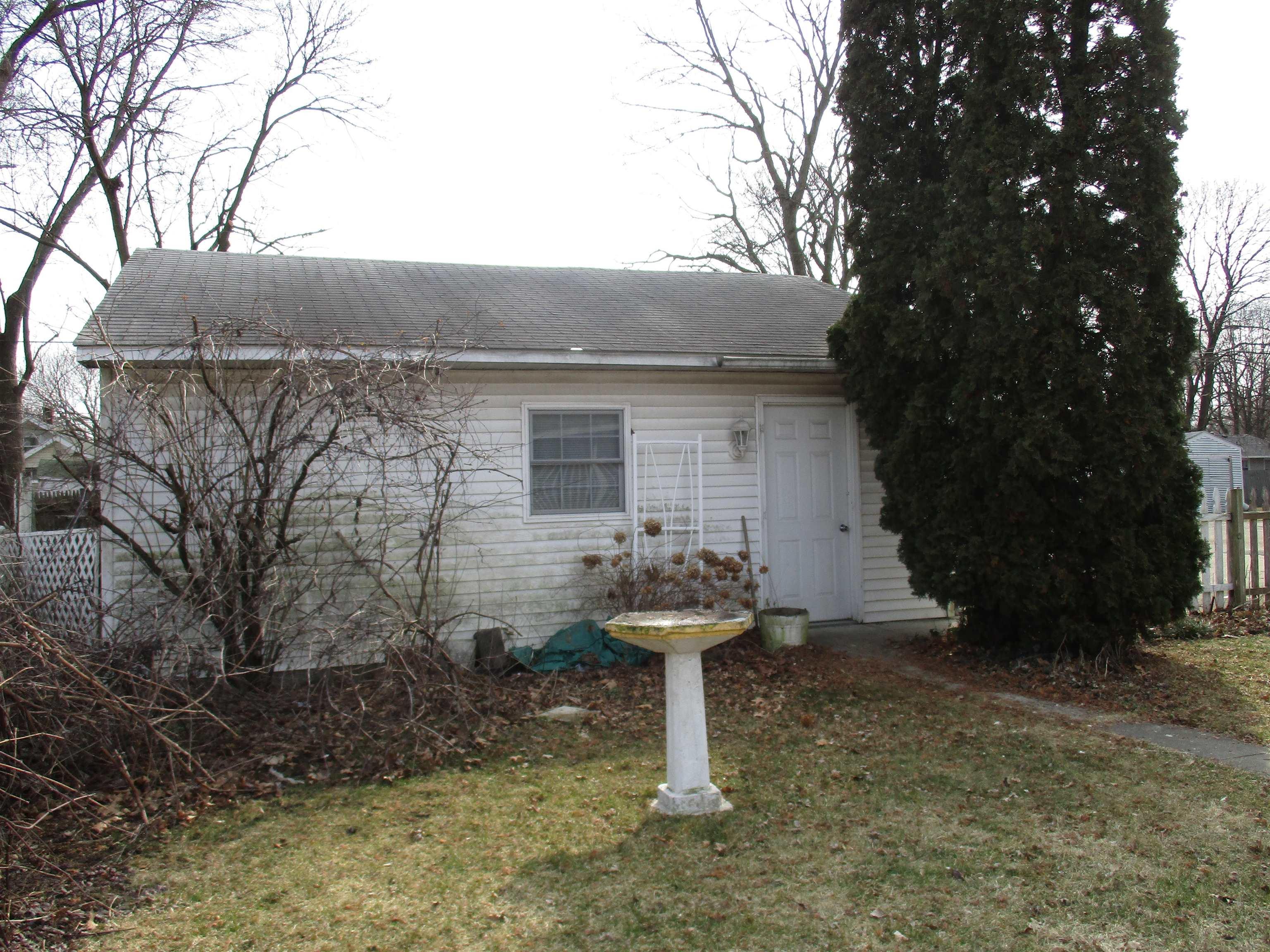 1439 Maple Row Elkhart, IN 46514 - Photo 17 of 31