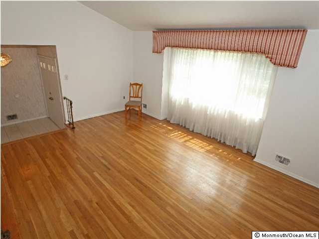20 Ravine Road Middletown, NJ 07701 - Photo 2 of 3 Additional Photo