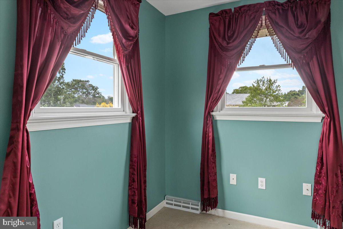 2507 New Hanover Square Road Gilbertsville, PA 19525 - Photo 21 of 38