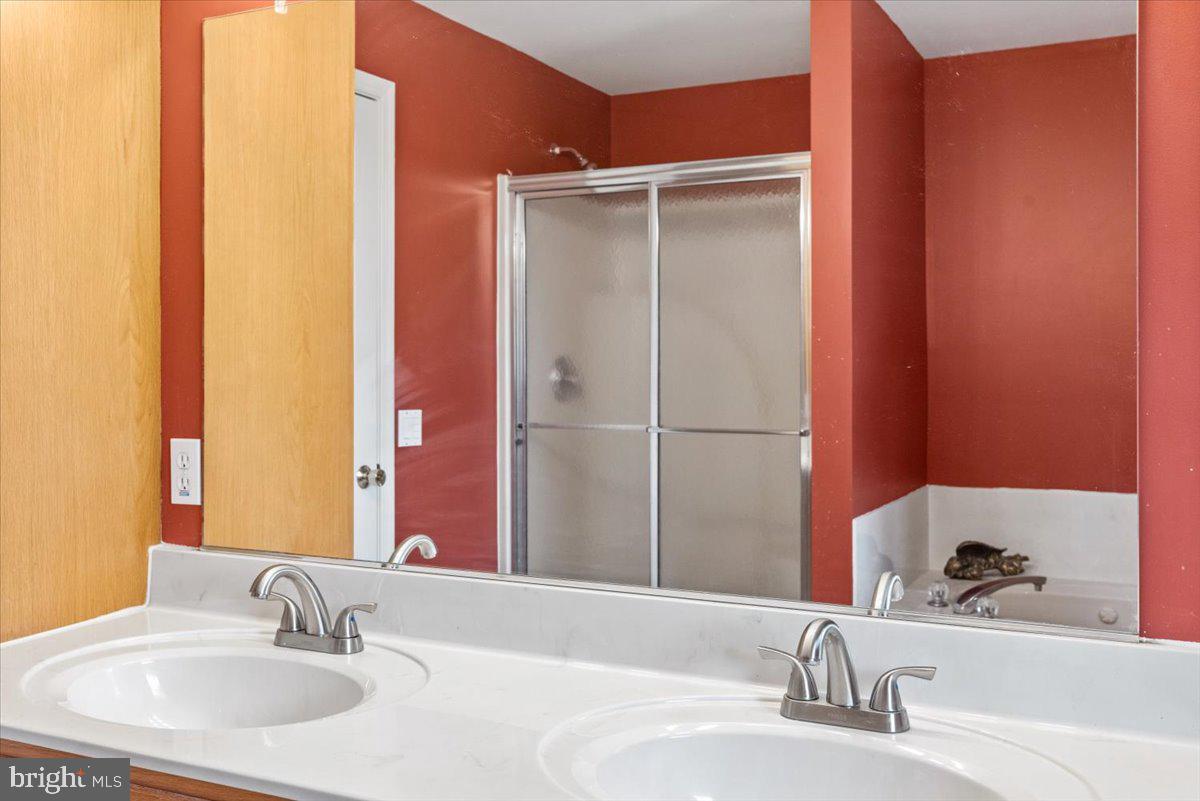 2507 New Hanover Square Road Gilbertsville, PA 19525 - Photo 23 of 38