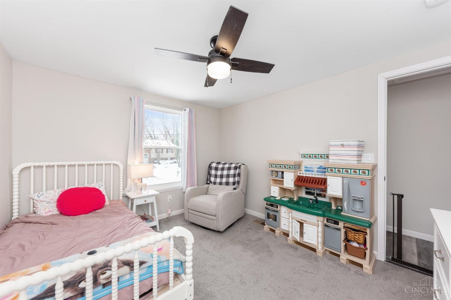 686 Woodgate Road Cincinnati, OH 45244 - Photo 25 of 34 Gallery Image 25