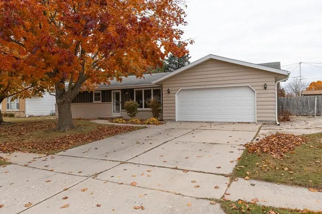 $305,000 | 4412 Just Court, Manitowoc, WI 54220
