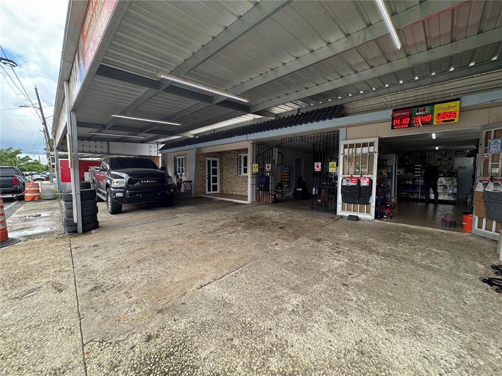 140 Km 38.9 Utuado, Utuado 00641 - Photo 2 of 55 a view of a car garage